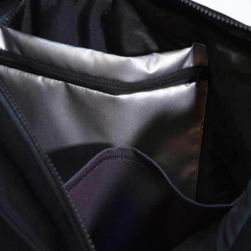 Riiminka J&auml;tti Mainio olkalaukku, black series, all black